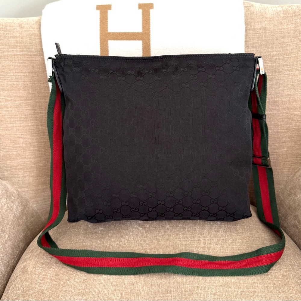 Gucci authentic black monogram canvas crossbody Messanger bag red green ribbon - Picture 6 of 16
